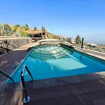 Chalet Veronica Candelaria