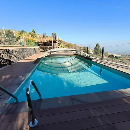 Chalet Veronica Candelaria